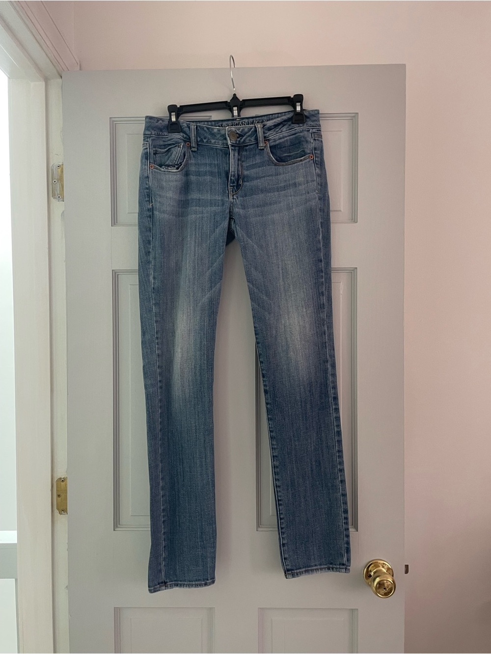 American Eagle Light Wash Straight Leg Jeans